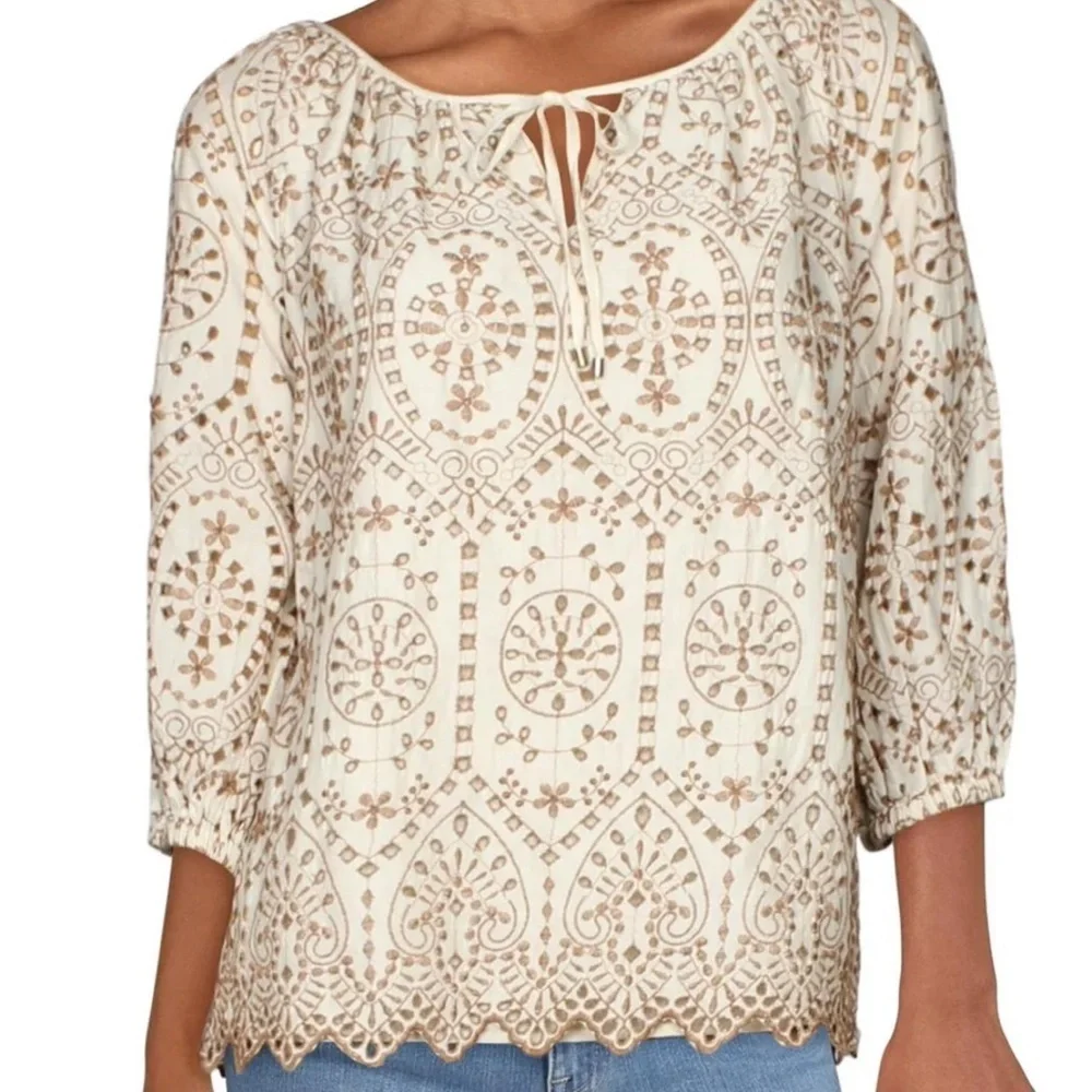 Lauren Ralph Lauren cotton eyelet raglan sleeve top. Size XL GUC to EUC - Picture 2 of 12